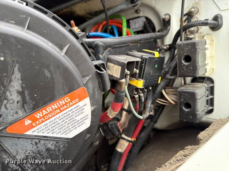 image for item FK0105 2018 International 7400 dump truck