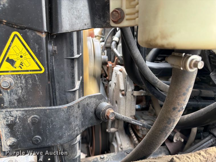 image for item FK0105 2018 International 7400 dump truck