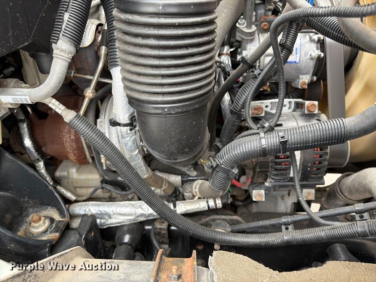 image for item FK0105 2018 International 7400 dump truck