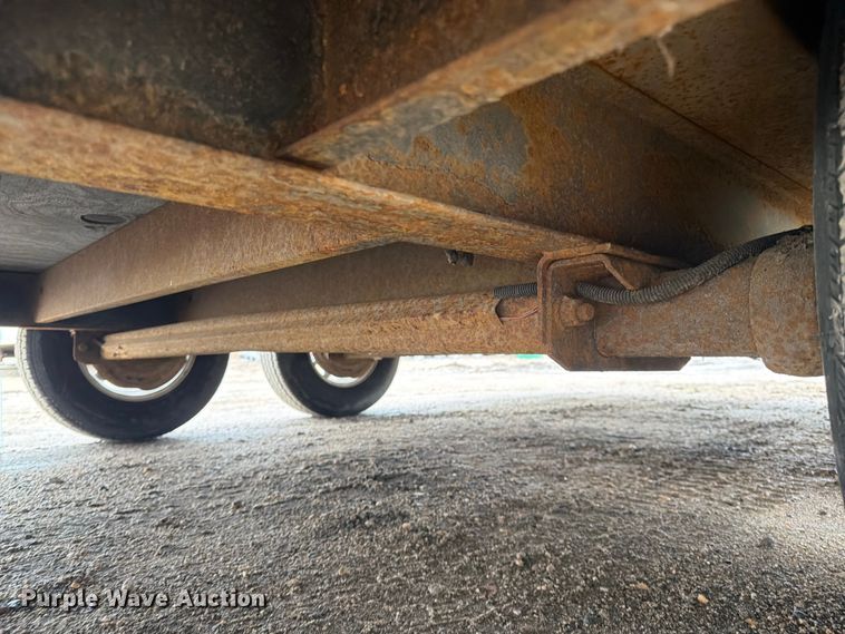 image for item FK0115 2012 United Expressline Enclosed cargo trailer enclosed cargo trailer