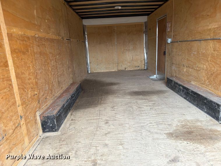 image for item FK0115 2012 United Expressline Enclosed cargo trailer enclosed cargo trailer