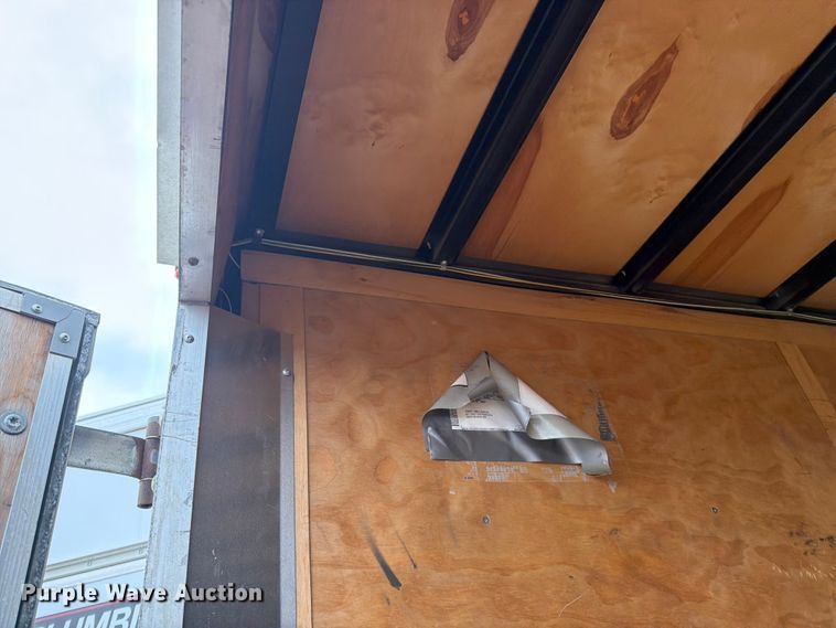 image for item FK0115 2012 United Expressline Enclosed cargo trailer enclosed cargo trailer