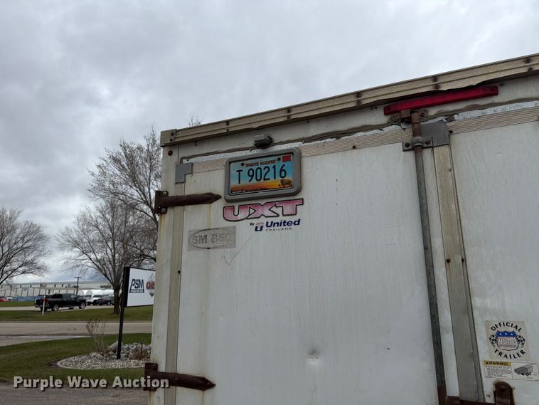 image for item FK0116 2011 United Expressline enclosed cargo trailer