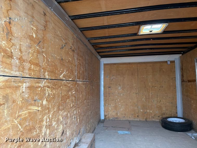 image for item FK0116 2011 United Expressline enclosed cargo trailer