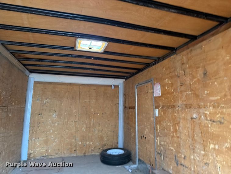 image for item FK0116 2011 United Expressline enclosed cargo trailer