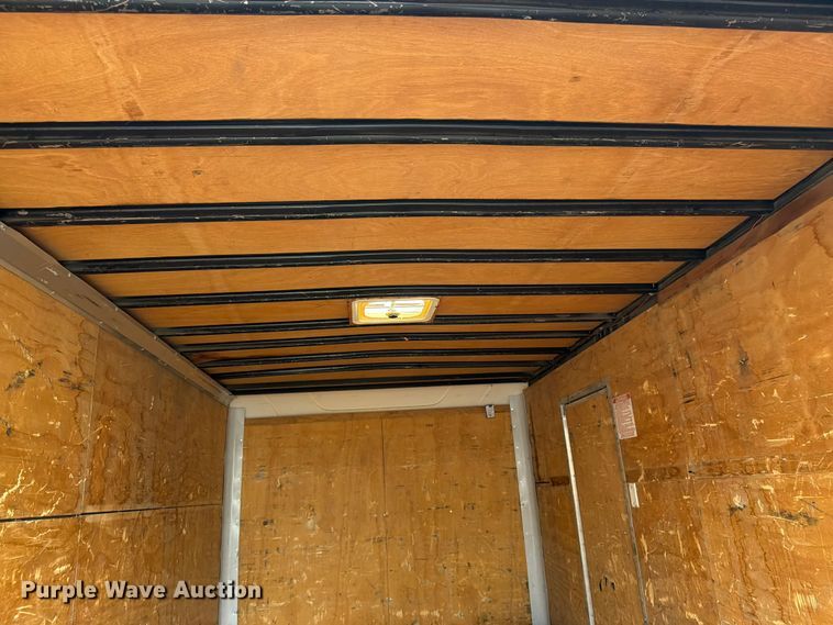 image for item FK0116 2011 United Expressline enclosed cargo trailer