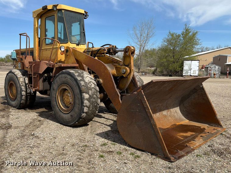 image for item FK0124 1986 Caterpillar 950B wheel loader