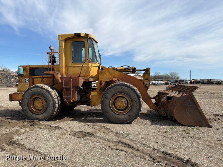 image for item FK0124 1986 Caterpillar 950B wheel loader
