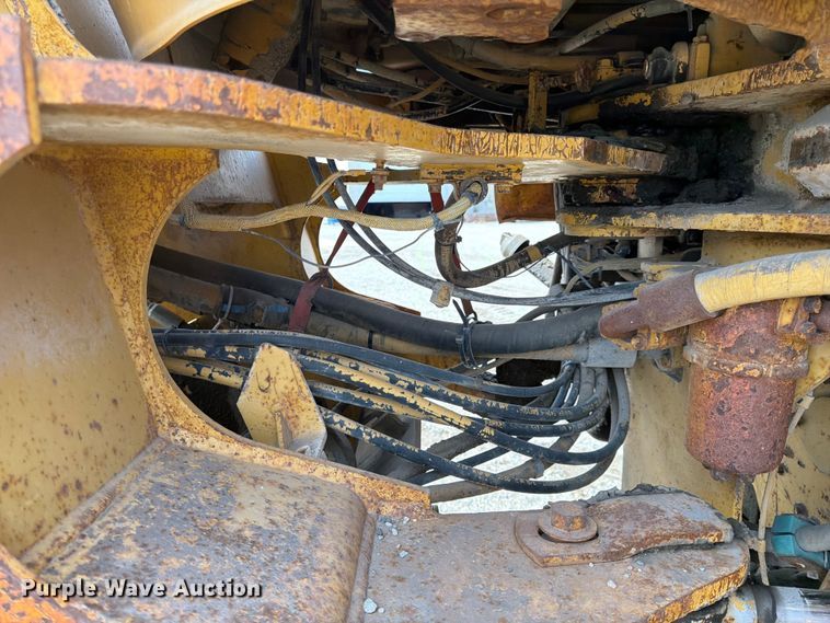 image for item FK0124 1986 Caterpillar 950B wheel loader