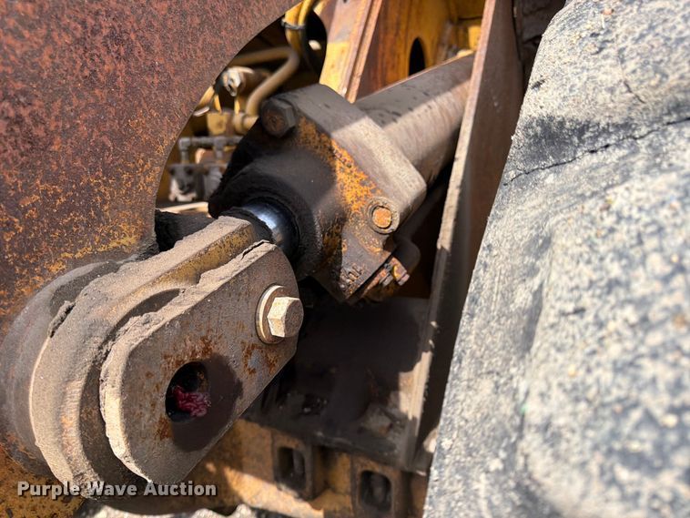 image for item FK0124 1986 Caterpillar 950B wheel loader
