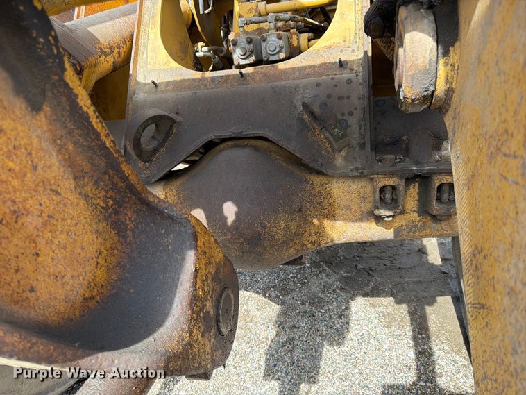 image for item FK0124 1986 Caterpillar 950B wheel loader