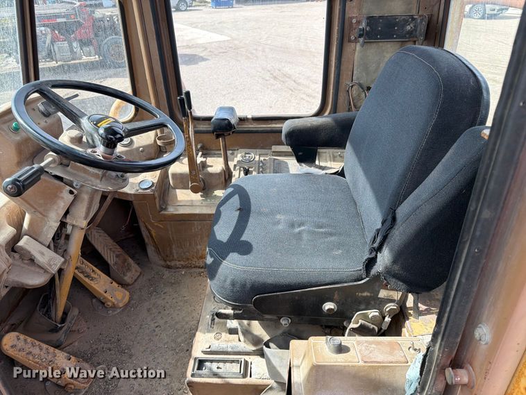 image for item FK0124 1986 Caterpillar 950B wheel loader