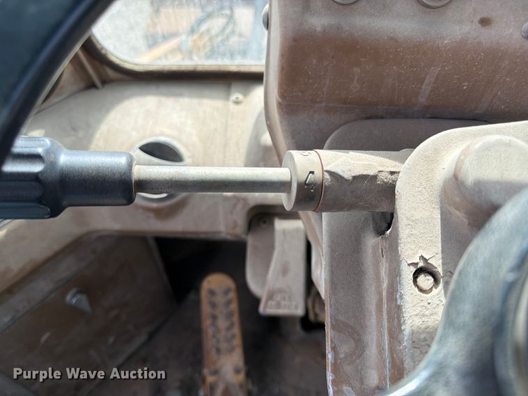 image for item FK0124 1986 Caterpillar 950B wheel loader
