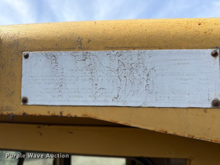 image for item FK0124 1986 Caterpillar 950B wheel loader
