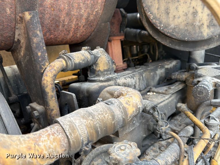 image for item FK0124 1986 Caterpillar 950B wheel loader