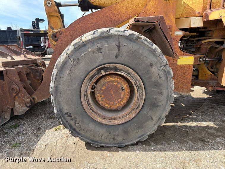 image for item FK0124 1986 Caterpillar 950B wheel loader