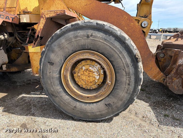 image for item FK0124 1986 Caterpillar 950B wheel loader