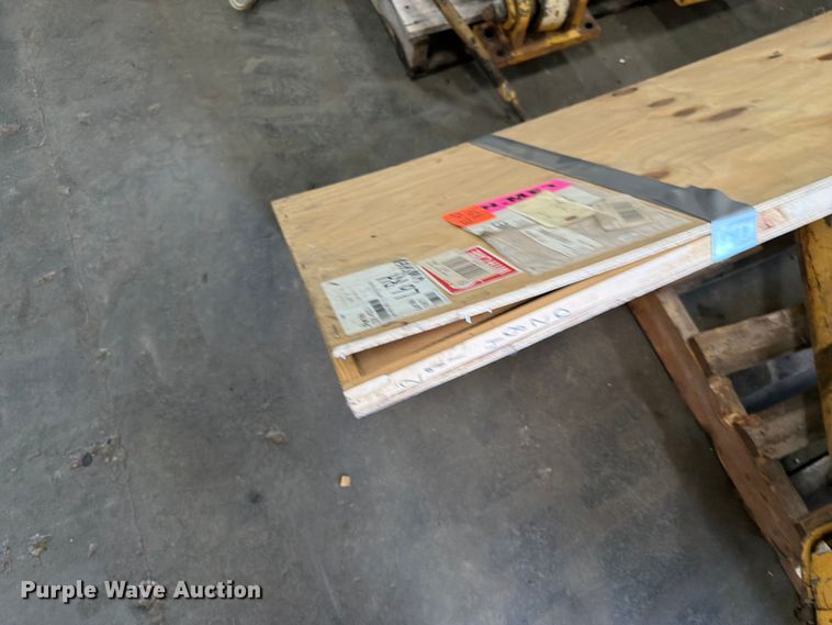 image for item FK0129 Caterpillar dozer parts