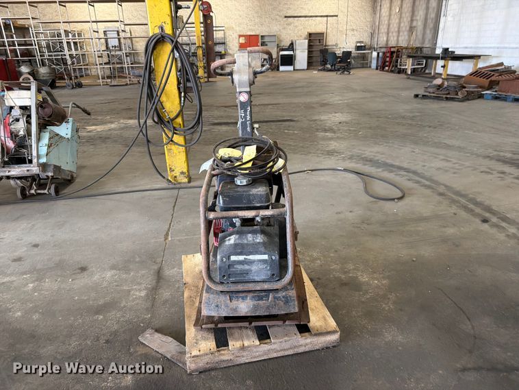 image for item FK0131 Plate compactor