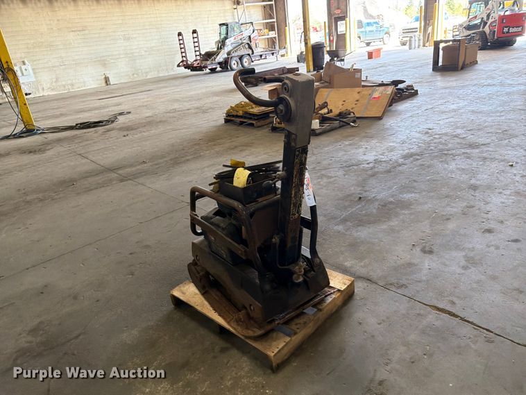 image for item FK0131 Plate compactor
