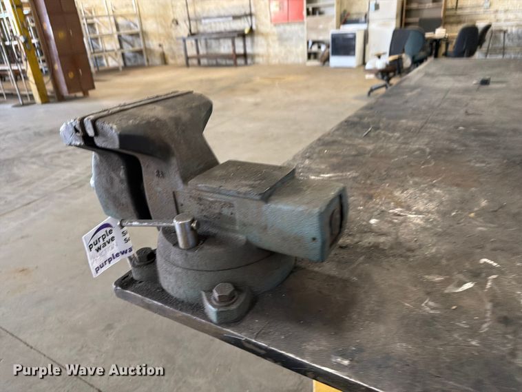 image for item FK0132 Welding table