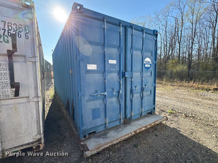 image for item FK1346 Water tank container