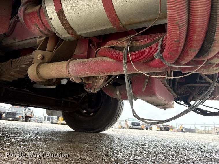 image for item FK1398 1995 Pierce pumper fire truck