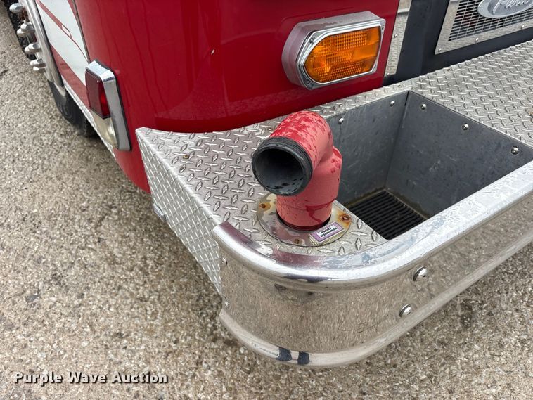 image for item FK1398 1995 Pierce pumper fire truck