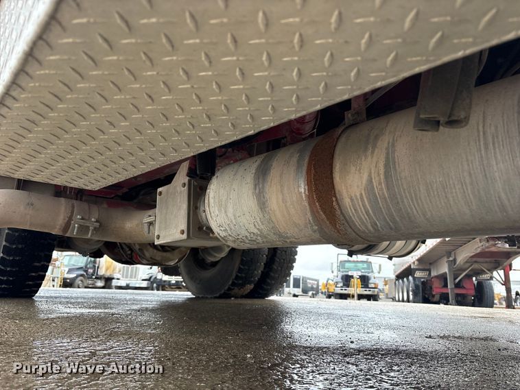 image for item FK1398 1995 Pierce pumper fire truck