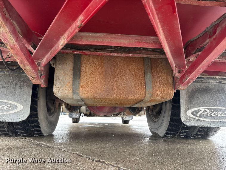 image for item FK1398 1995 Pierce pumper fire truck