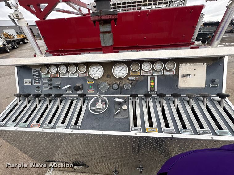 image for item FK1398 1995 Pierce pumper fire truck