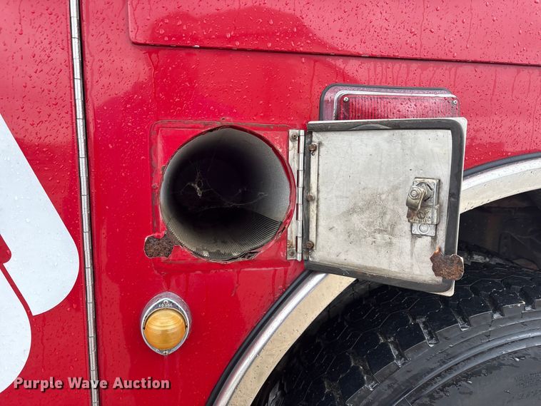 image for item FK1398 1995 Pierce pumper fire truck