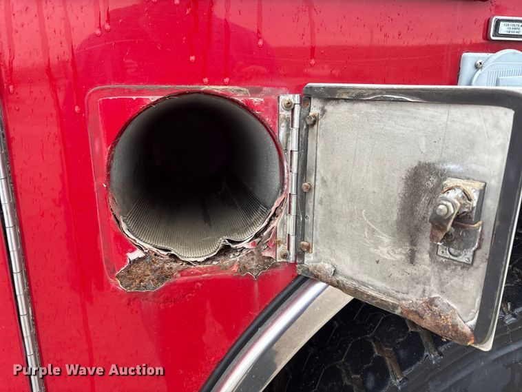 image for item FK1398 1995 Pierce pumper fire truck