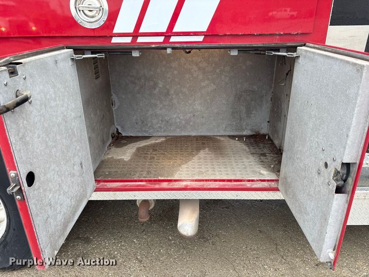 image for item FK1398 1995 Pierce pumper fire truck