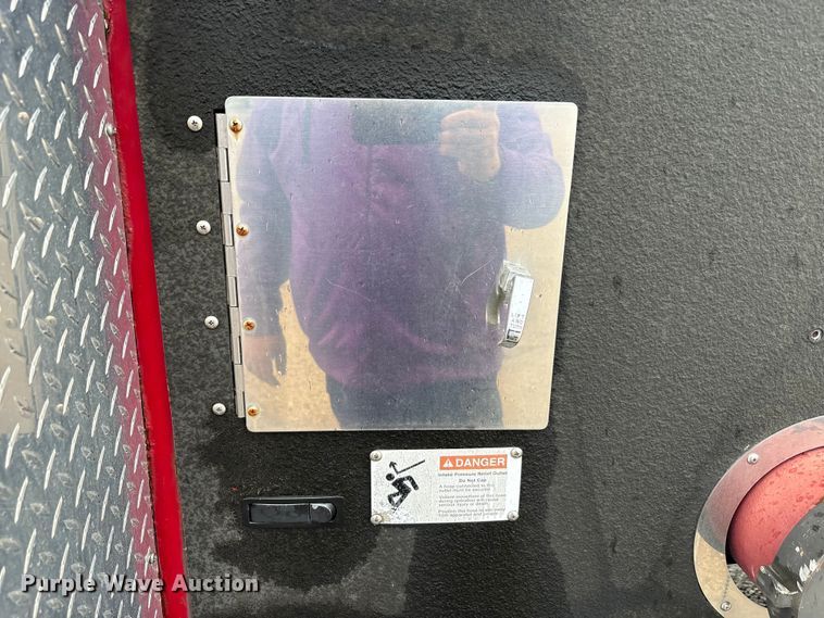 image for item FK1398 1995 Pierce pumper fire truck