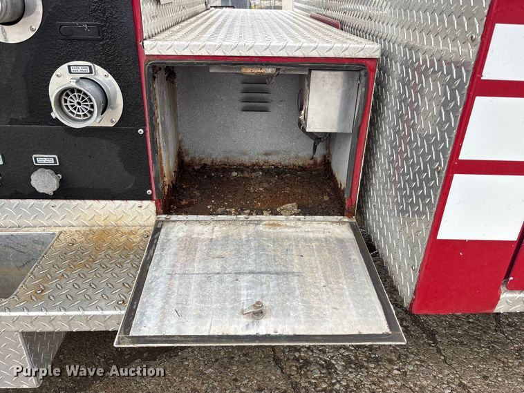 image for item FK1398 1995 Pierce pumper fire truck