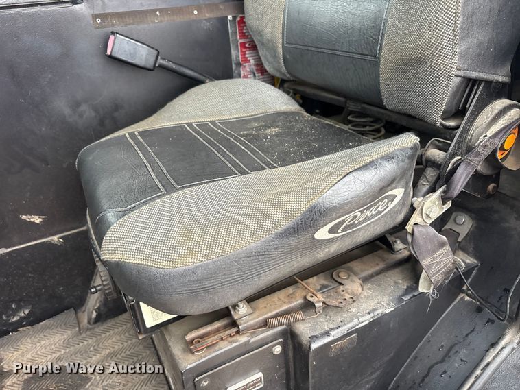 image for item FK1398 1995 Pierce pumper fire truck