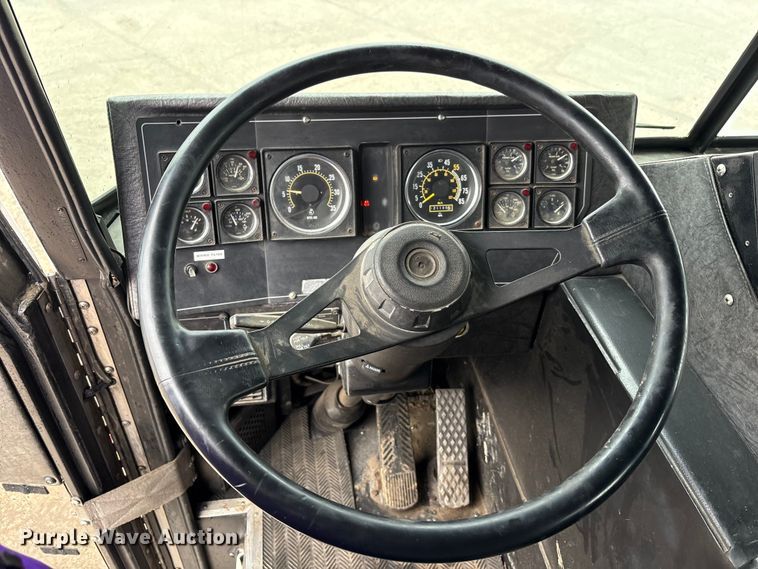 image for item FK1398 1995 Pierce pumper fire truck