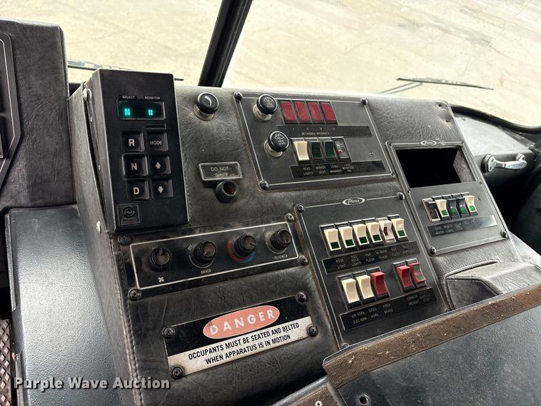 image for item FK1398 1995 Pierce pumper fire truck