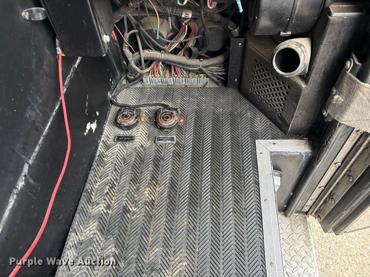 image for item FK1398 1995 Pierce pumper fire truck