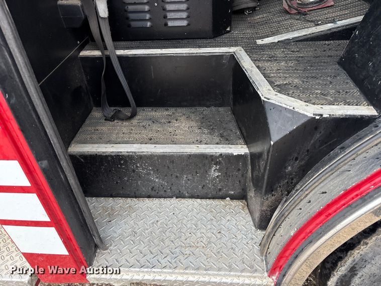 image for item FK1398 1995 Pierce pumper fire truck