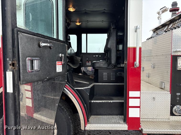 image for item FK1398 1995 Pierce pumper fire truck