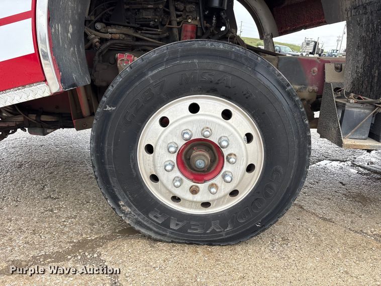 image for item FK1398 1995 Pierce pumper fire truck