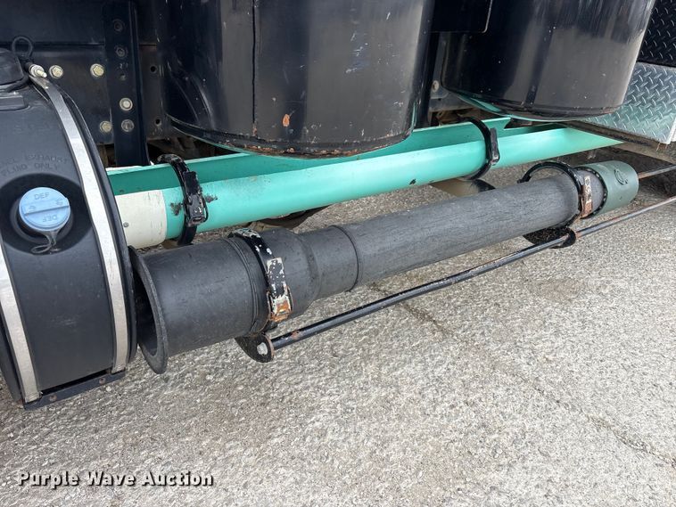 image for item FK1399 2020 Peterbilt 567 sewer jetter truck