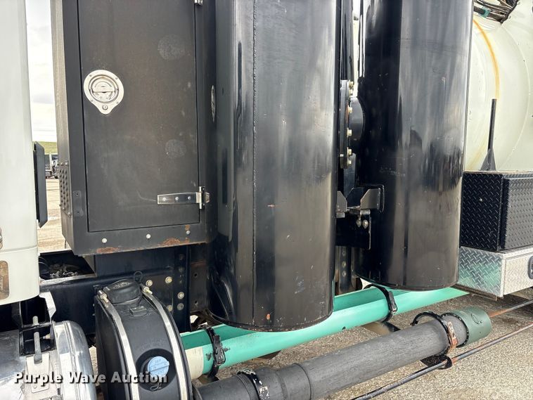 image for item FK1399 2020 Peterbilt 567 sewer jetter truck