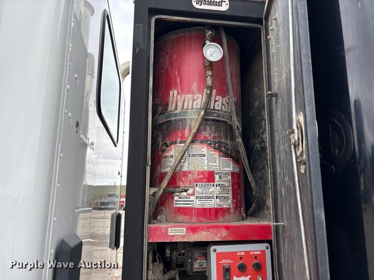 image for item FK1399 2020 Peterbilt 567 sewer jetter truck