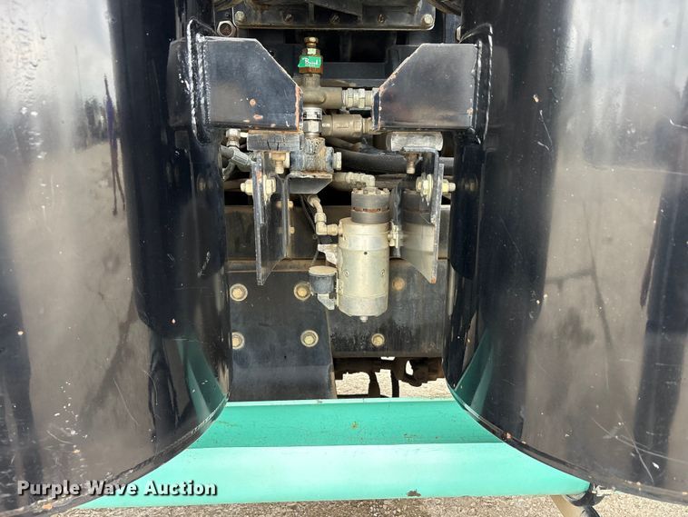 image for item FK1399 2020 Peterbilt 567 sewer jetter truck