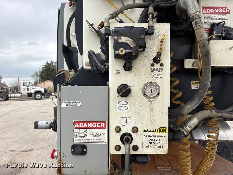 image for item FK1399 2020 Peterbilt 567 sewer jetter truck