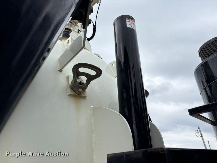 image for item FK1399 2020 Peterbilt 567 sewer jetter truck