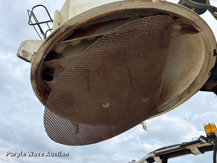 image for item FK1399 2020 Peterbilt 567 sewer jetter truck